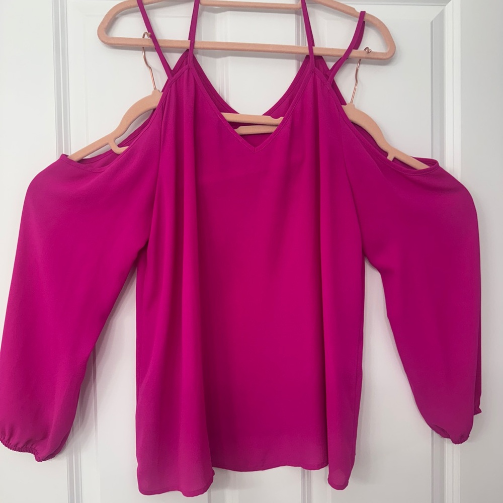 1.State Hot Pink Off the Shoulder Top Size Large